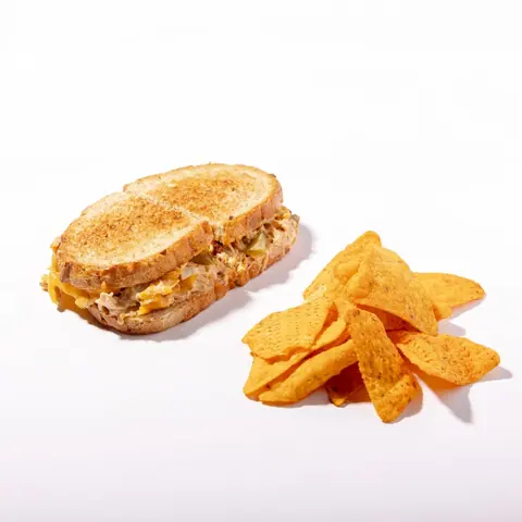 Chicken Buffalo Sandwich from the Karaz Albun menu